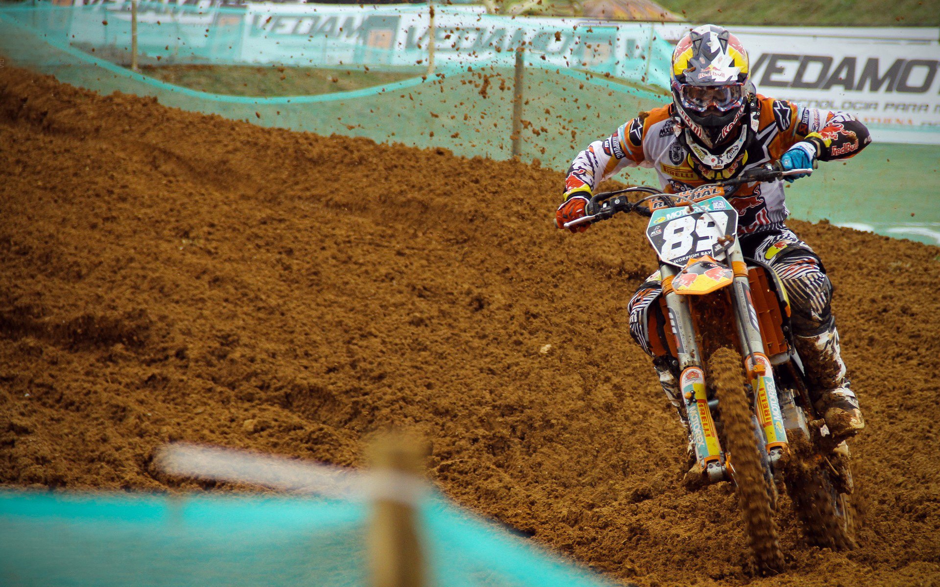 奥运体操选拔赛竞争激烈 年轻选手表现抢眼，奥运会体操竞技比赛